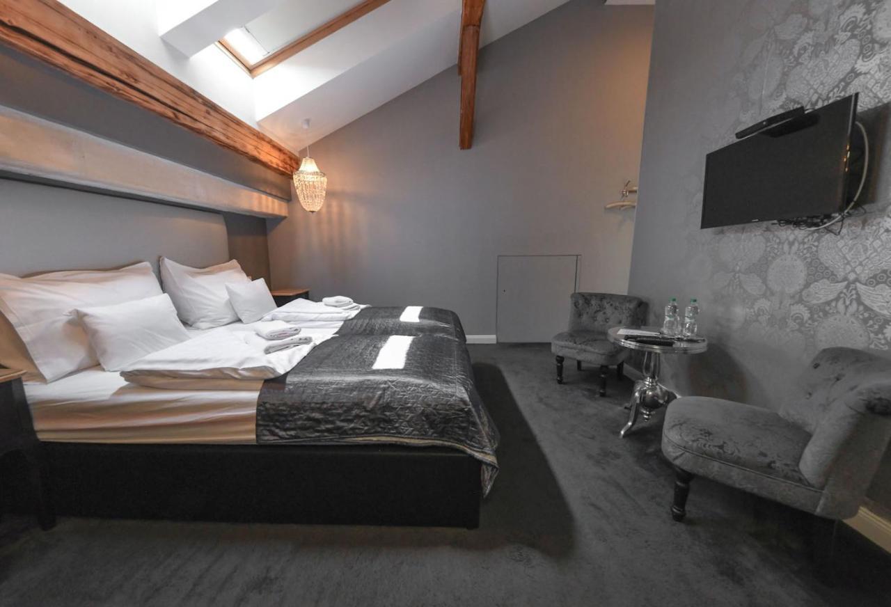 Blue Velvet Hotel Будапеща Екстериор снимка